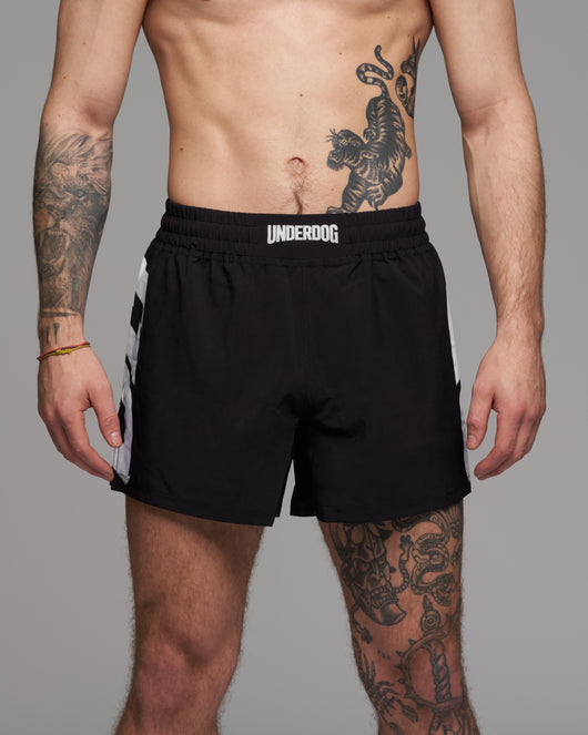 002 Hybrid Short close-up of waistband and drawstring fit
